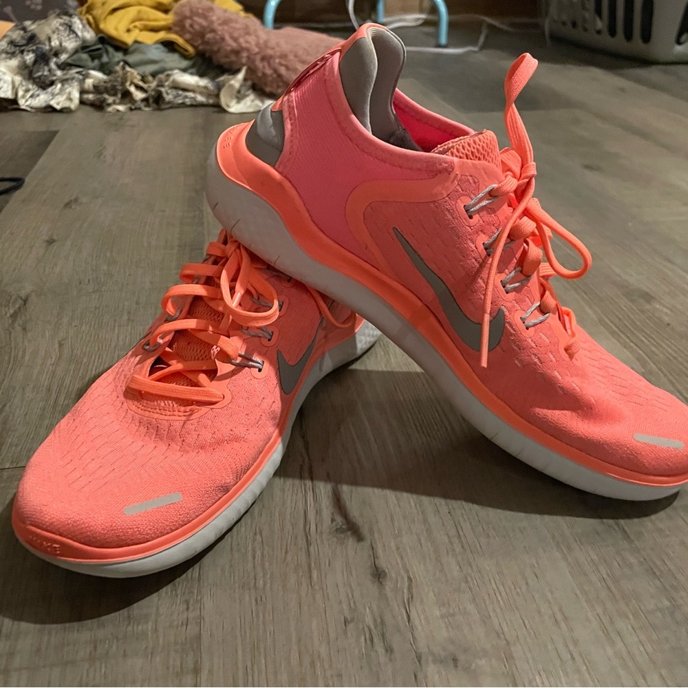 Nike neon pink free run, size 8